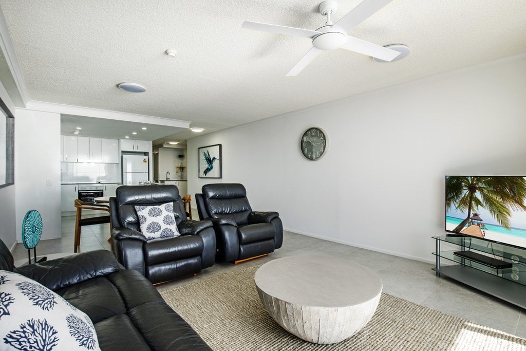 3 Bedroom Superior Beachfront Apartment