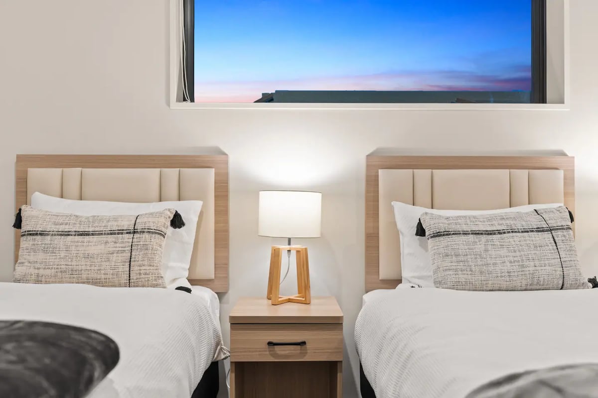 New stylish 2bedroom studio/UnitD