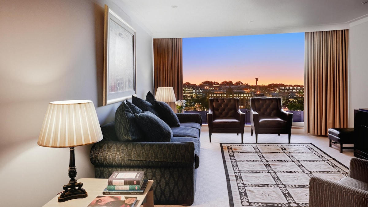 MAC61 - Circular Quay Retreat | Panoramic Harbour Views