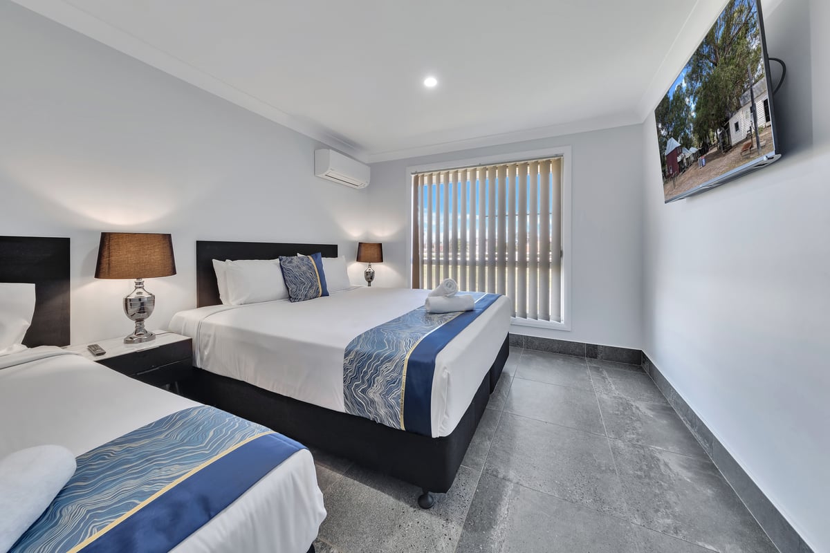 2 Bedroom Apartment. 1Queen &1 Queen plus Single