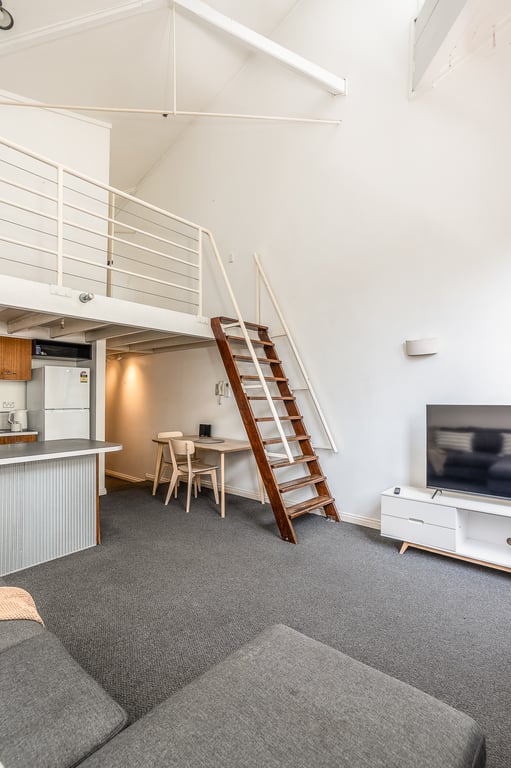 2 Bed 2 Bath Budget Traveller
