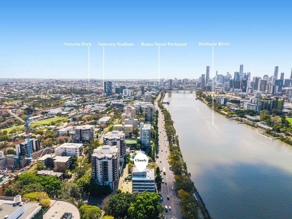 Explore Brisbane from Auchenflower