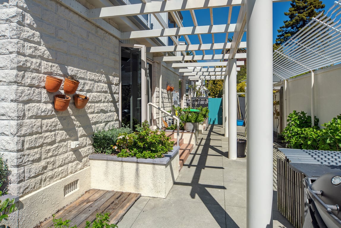 Queen's Garden Villa