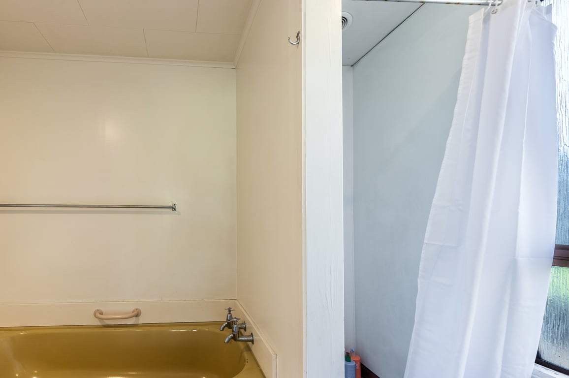 Tui Street Escape – Classic Comfort Near the Lake