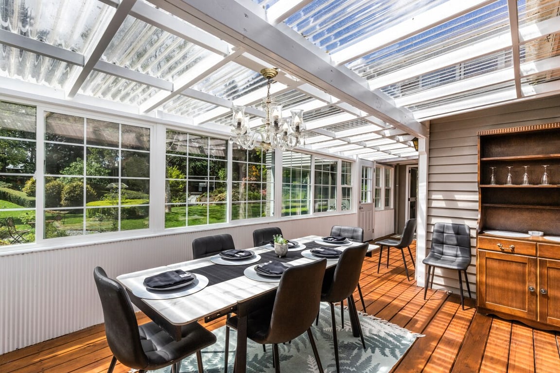 Whakaroa Retreat - Spacious Garden Getaway Near Taupo