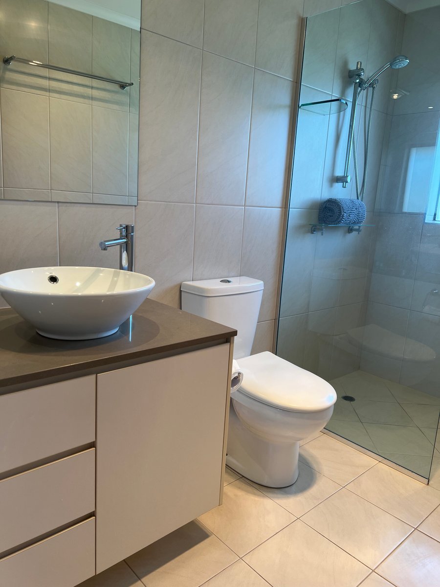 Unit 15 - Stylish 2 Bedroom Townhouse with Tennis Court View