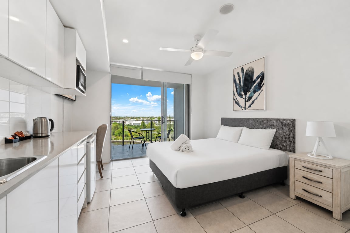 Studio Apartment