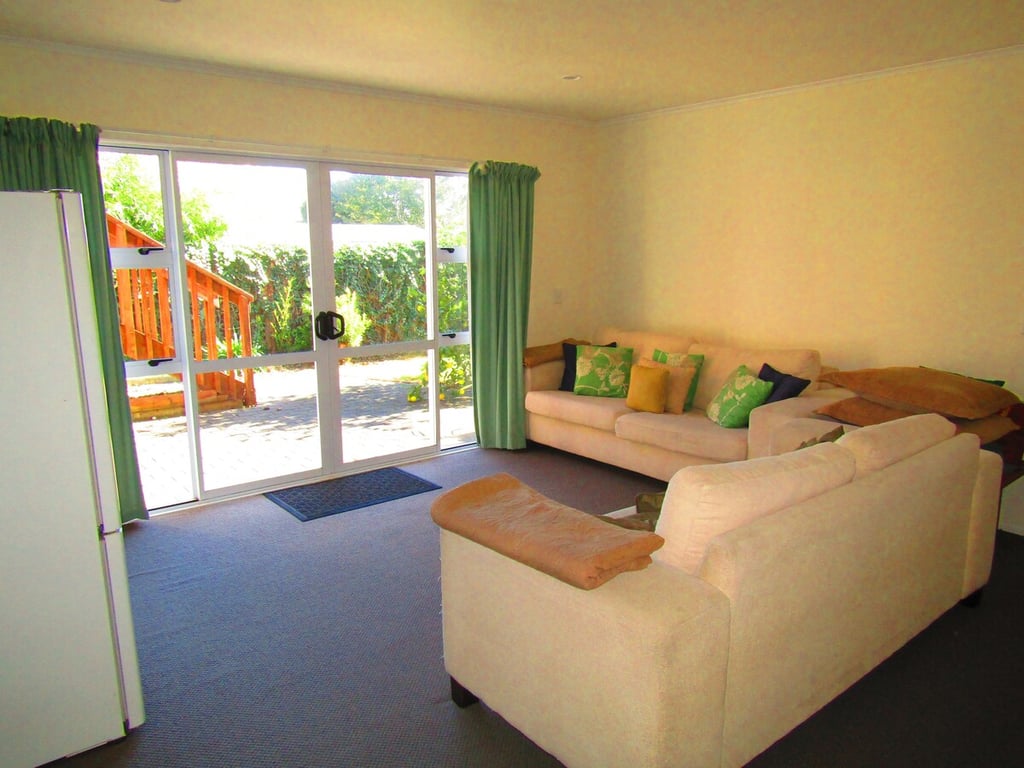 Large Family Home Close To The Lake & Has Wifi