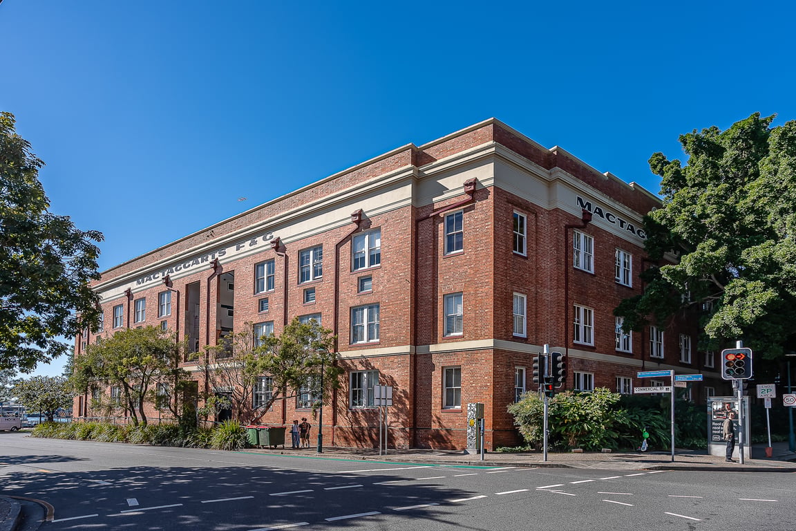 Luxury & Boutique Apartments