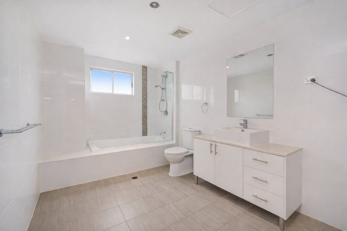 2 Bedroom 2 Bathroom