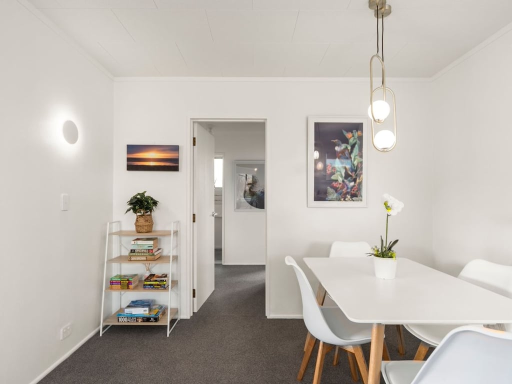 Garden Grove Gem - Lake Taupo Holiday Home