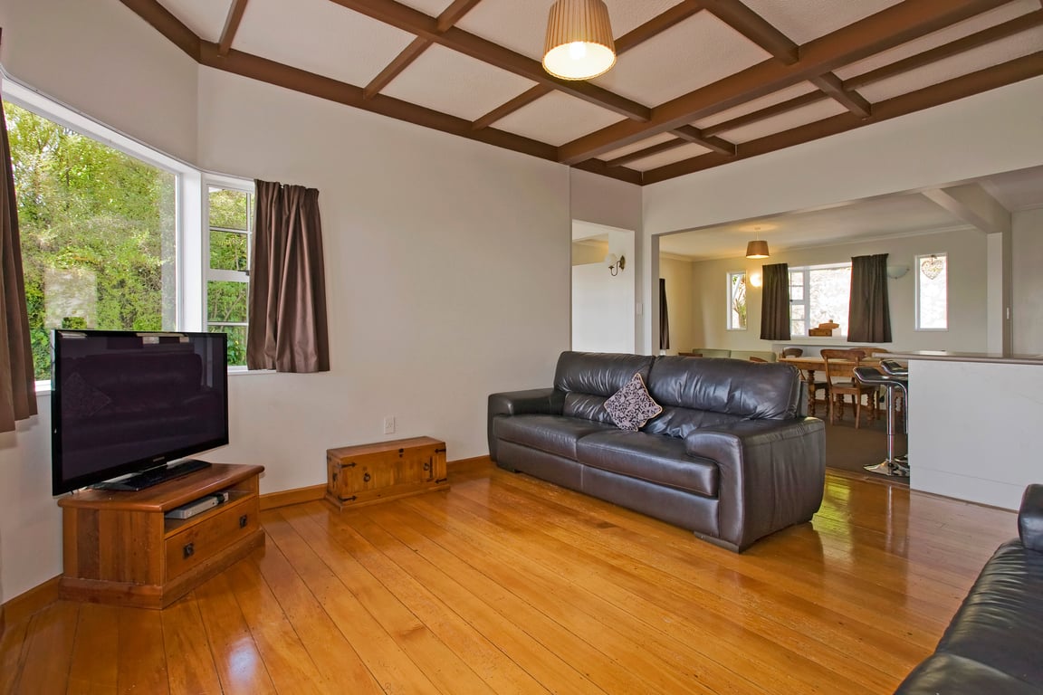 Bisley Holiday House