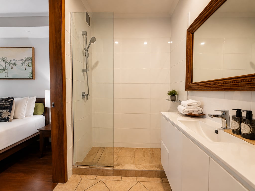 Deluxe King Garden View Apartment 