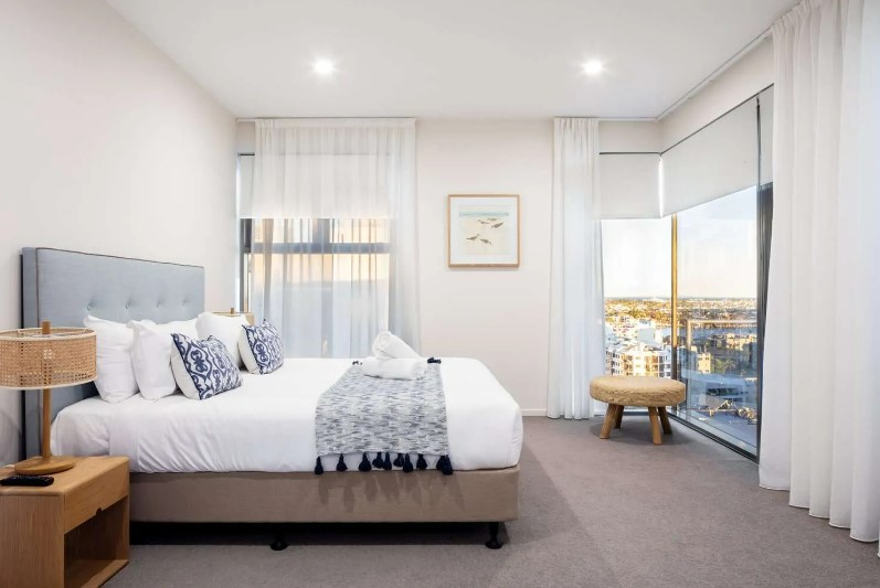 3 Bedroom Skyroom Apartment