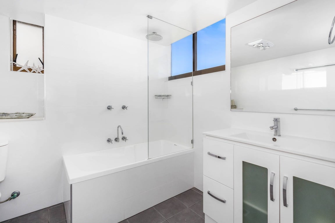 2 Bedroom Luxury Apartment