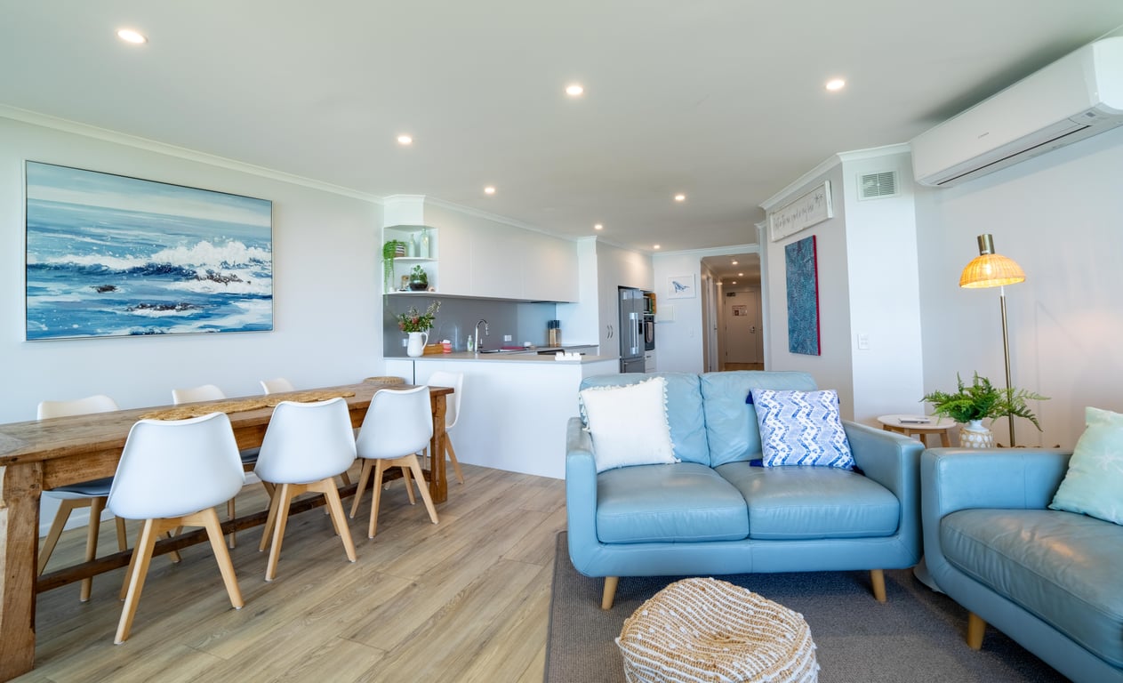 Deluxe Ocean View Apartment