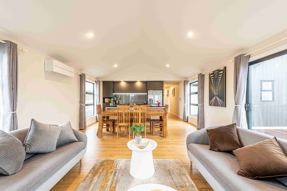 33 Star 3 Bedroom Apartment