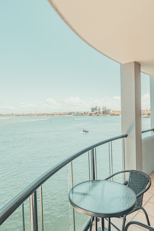 Executive 2 Bedroom Waterfront Wheelchair Accessible