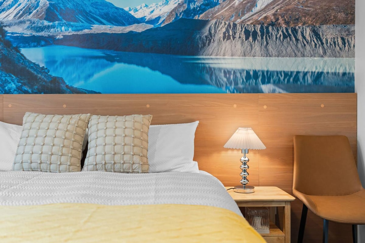 New warm family friendly /unit5/2bedroom