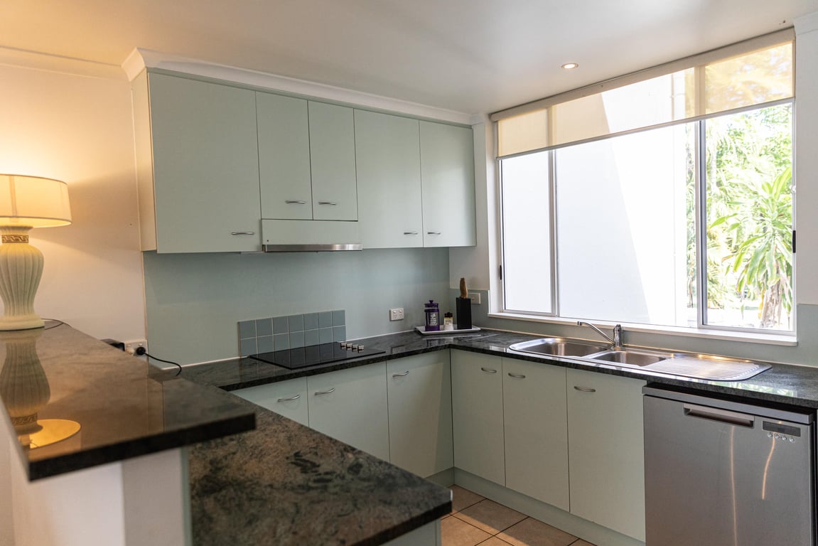 2 Bedroom Ocean View Apartment