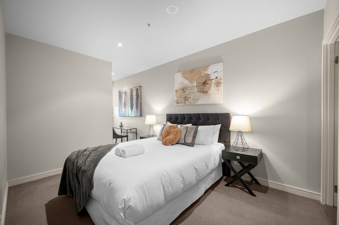 The Quiet Side of the City | 2 Bedrooms | 2 Bathrooms