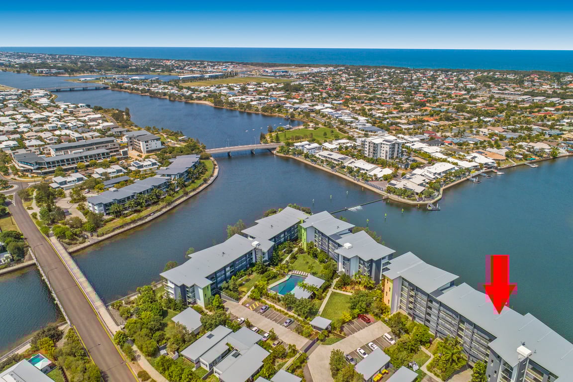 Broadwater 1 Bed Apartment