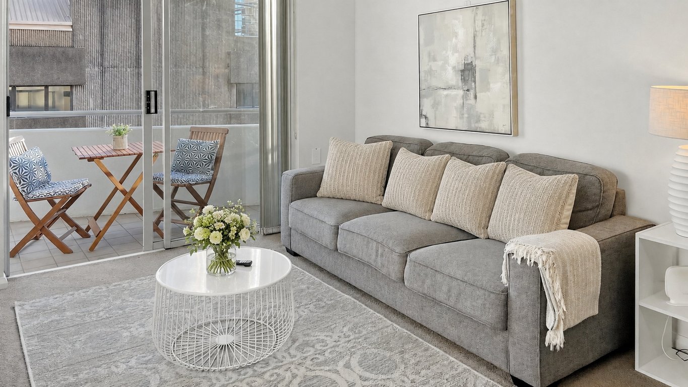 L1101 - St Leonards Comfort | Easy Access To The CDB