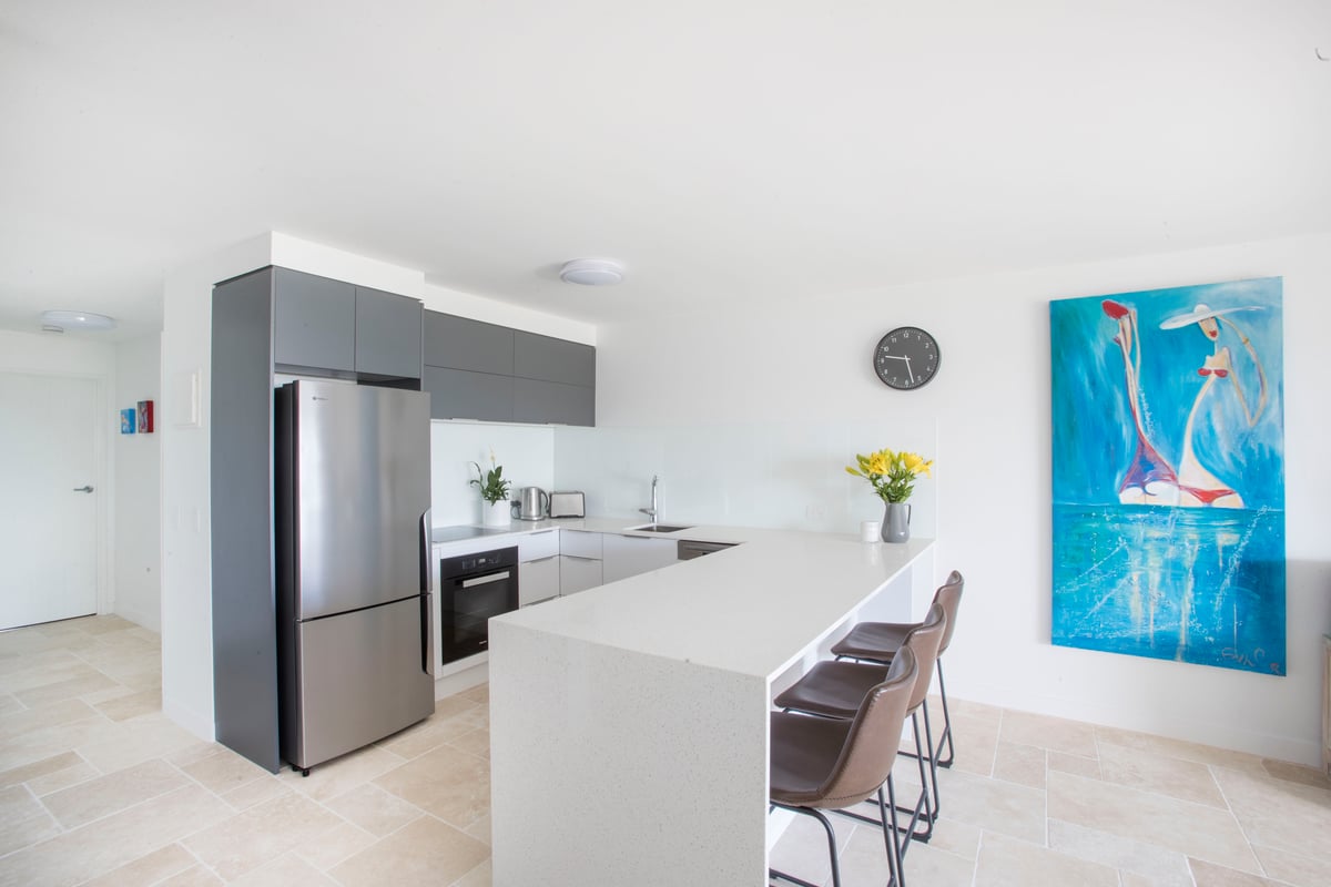 2 Bedroom Oceanview + Study 