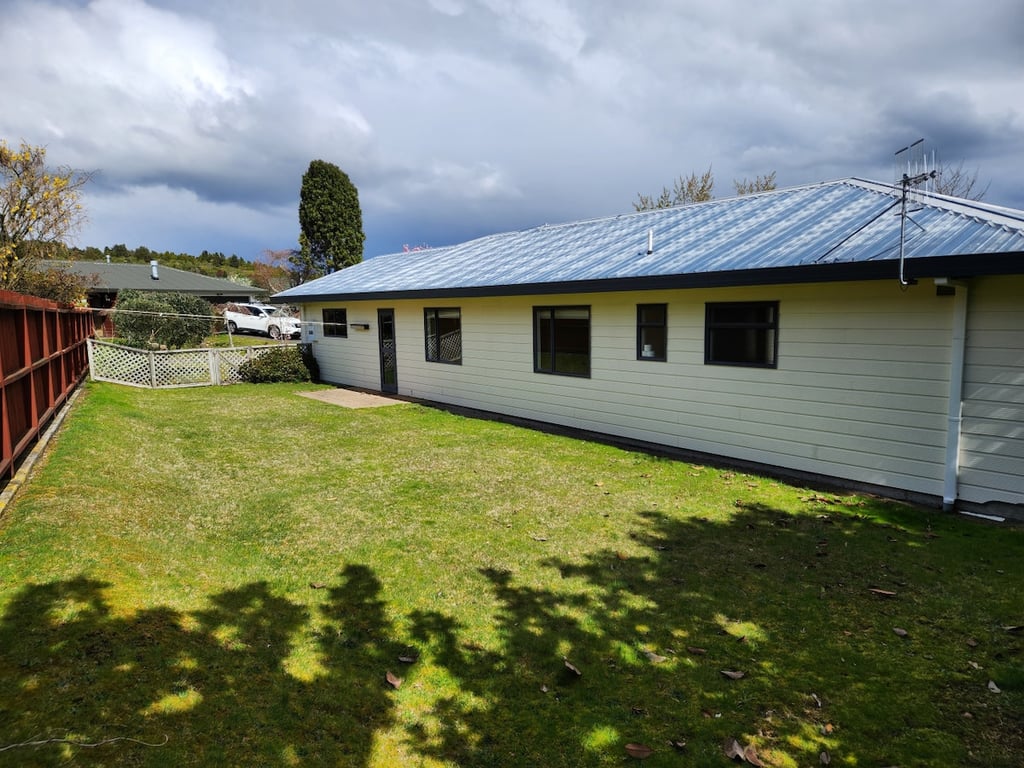 Quiet Family Home Near Hot Pools & Botanical Gardens