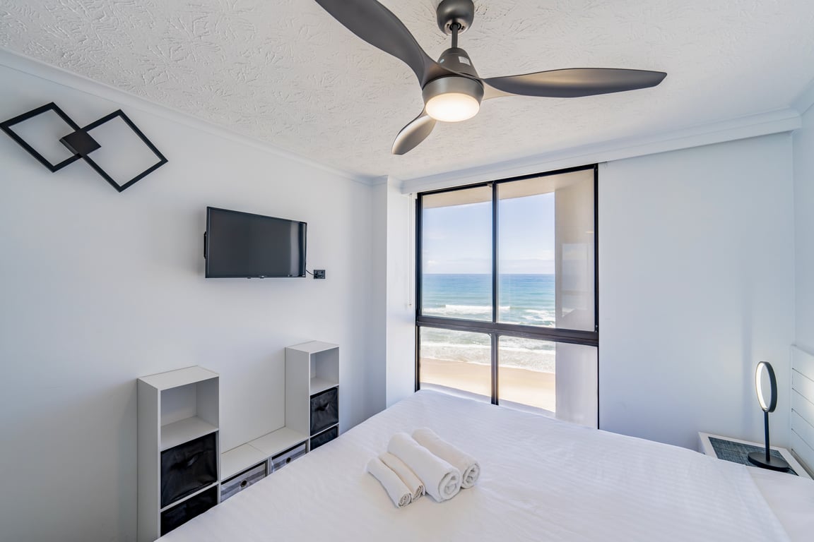 1 Bedroom Deluxe Apartment