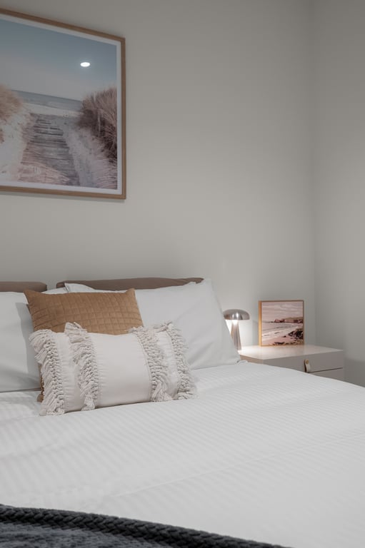 The Palais Peek Retreat @ 333STK