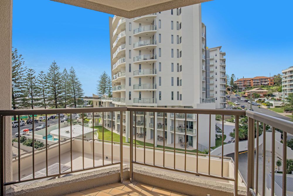 2 Bedroom Deluxe Apartment