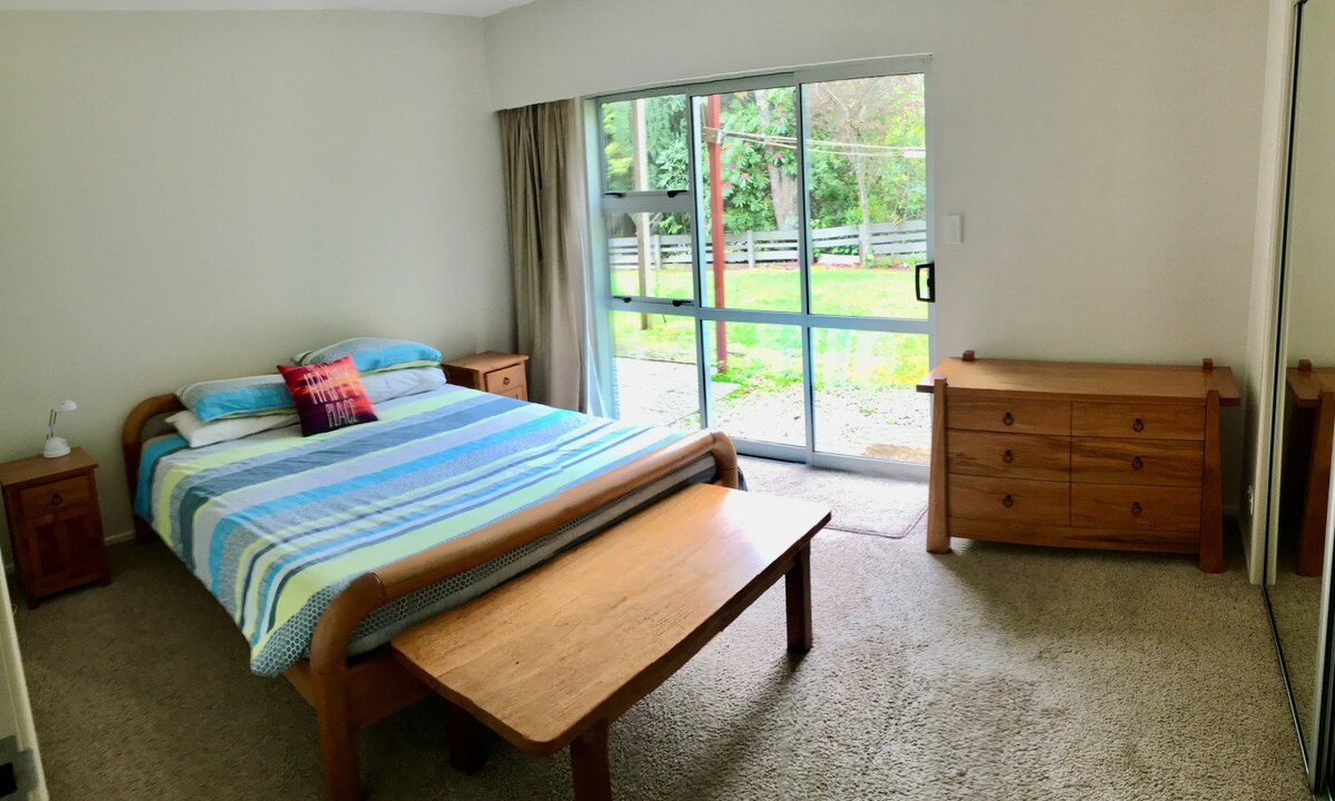 Large Family Home - 2 Mile Bay