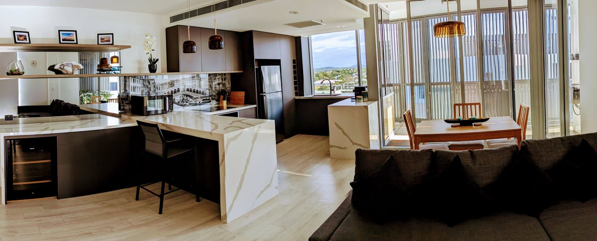 Two Bedroom Two Bathroom Apartment - River View with Balcony