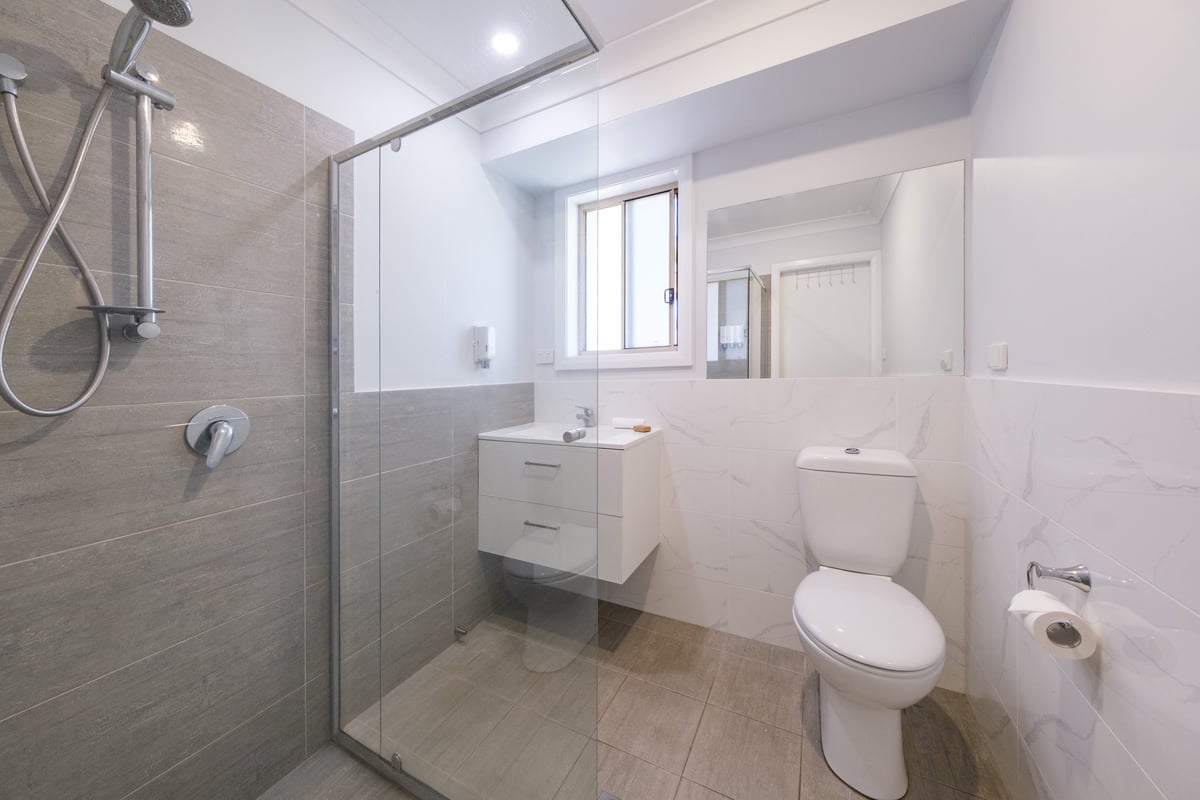 2 Bedroom Apartment. 1Queen &1 Queen plus Single