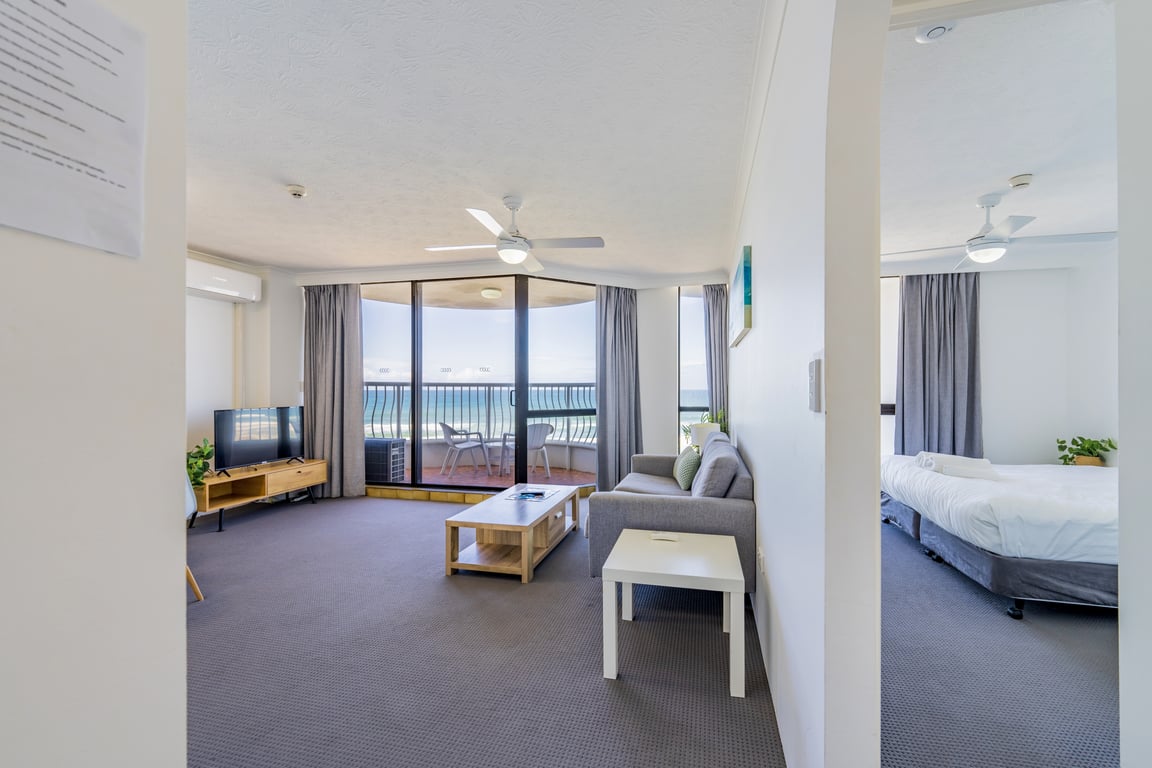 1 Bedroom Standard Apartment (Higher Floor)