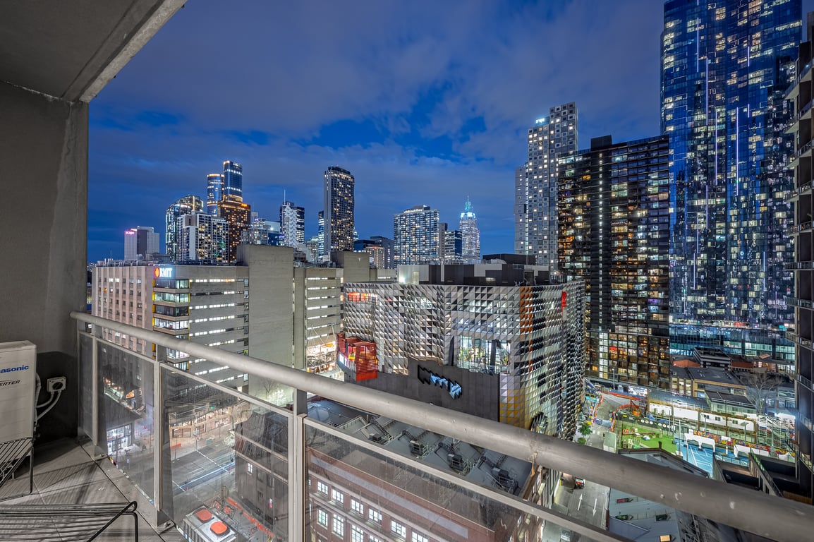 Convenient CBD Retreat in the Best Location! 2 Bedrooms | 2 Bathrooms | 2 Car Spaces