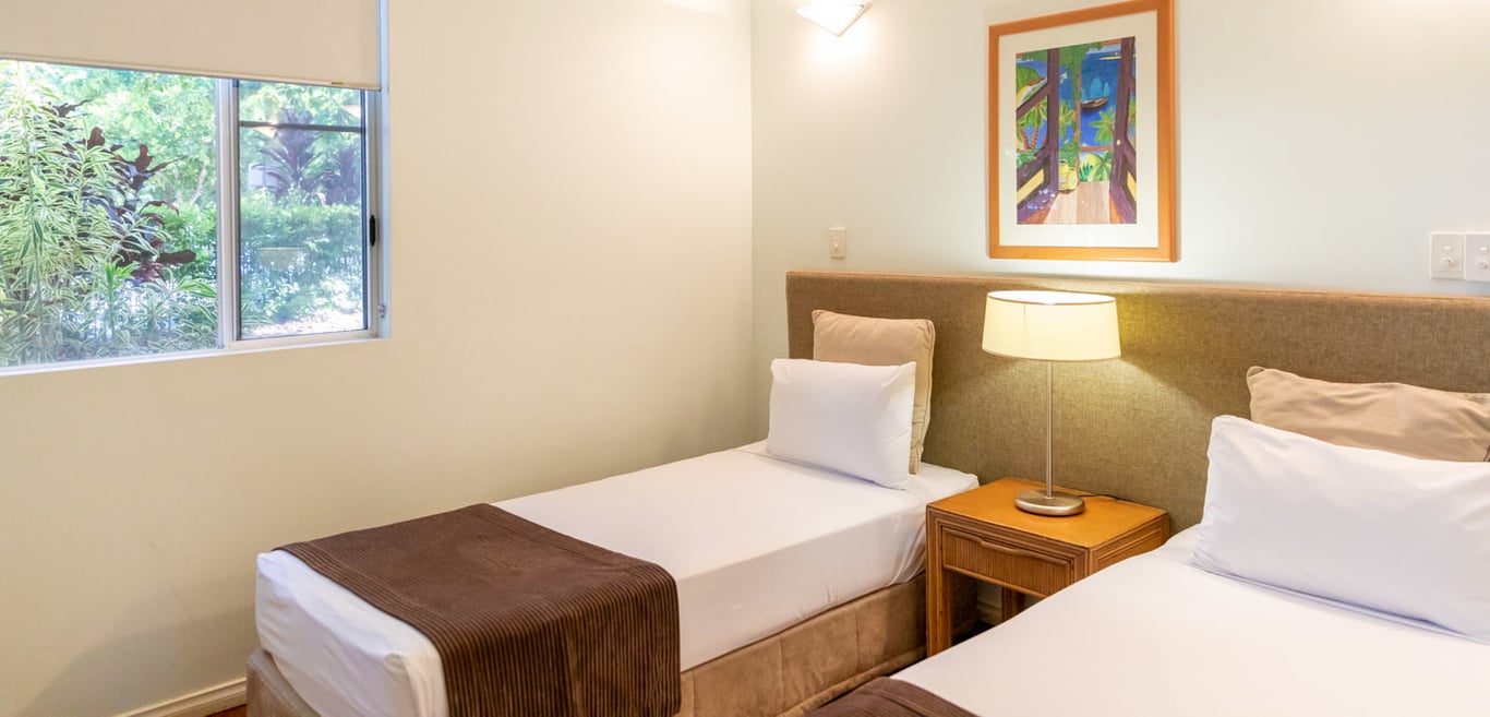 BEA 2 Bedroom Family Garden Apartment (Beaches)