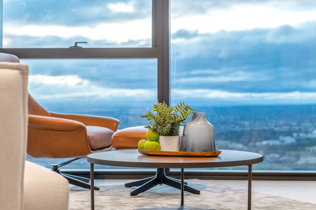 Luxurious CBD and Garden View Home! 3 Bedrooms | 2 Bathrooms | Free Parking