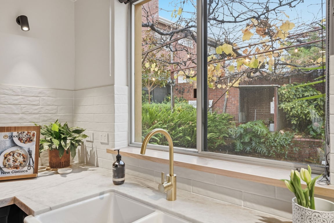 HOBART 2 BEDROOM
