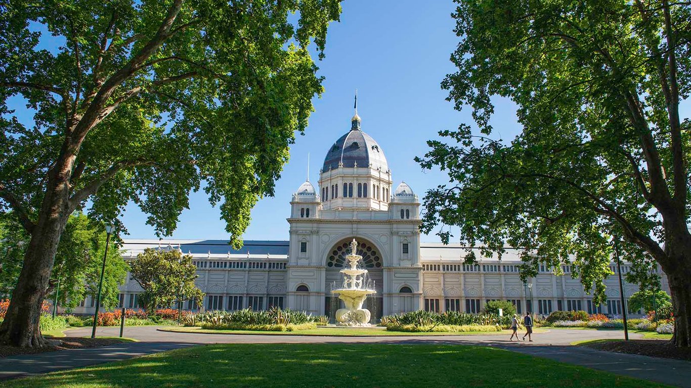 Carlton - Carlton Gardens & The Royal Exhibition Building