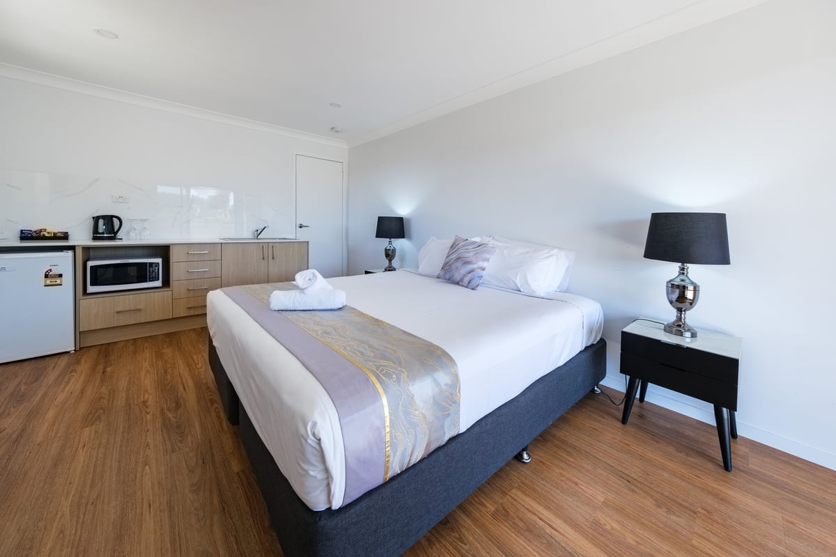 King Room Kitchenette