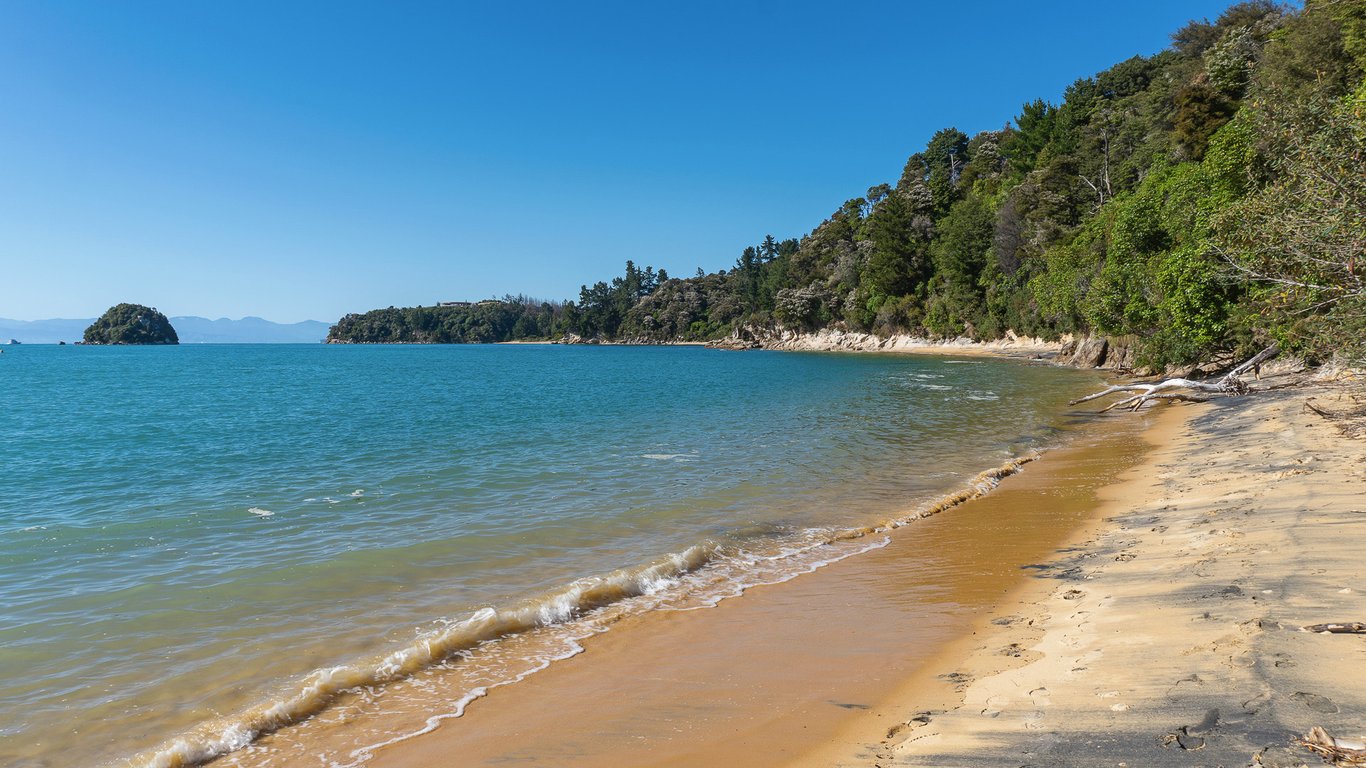Kaiteriteri Beach and Abel Tasman