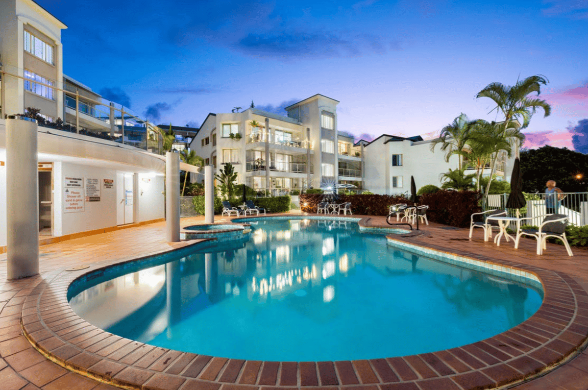 Luxury Gold Coast Apartment with Rootop Terrace