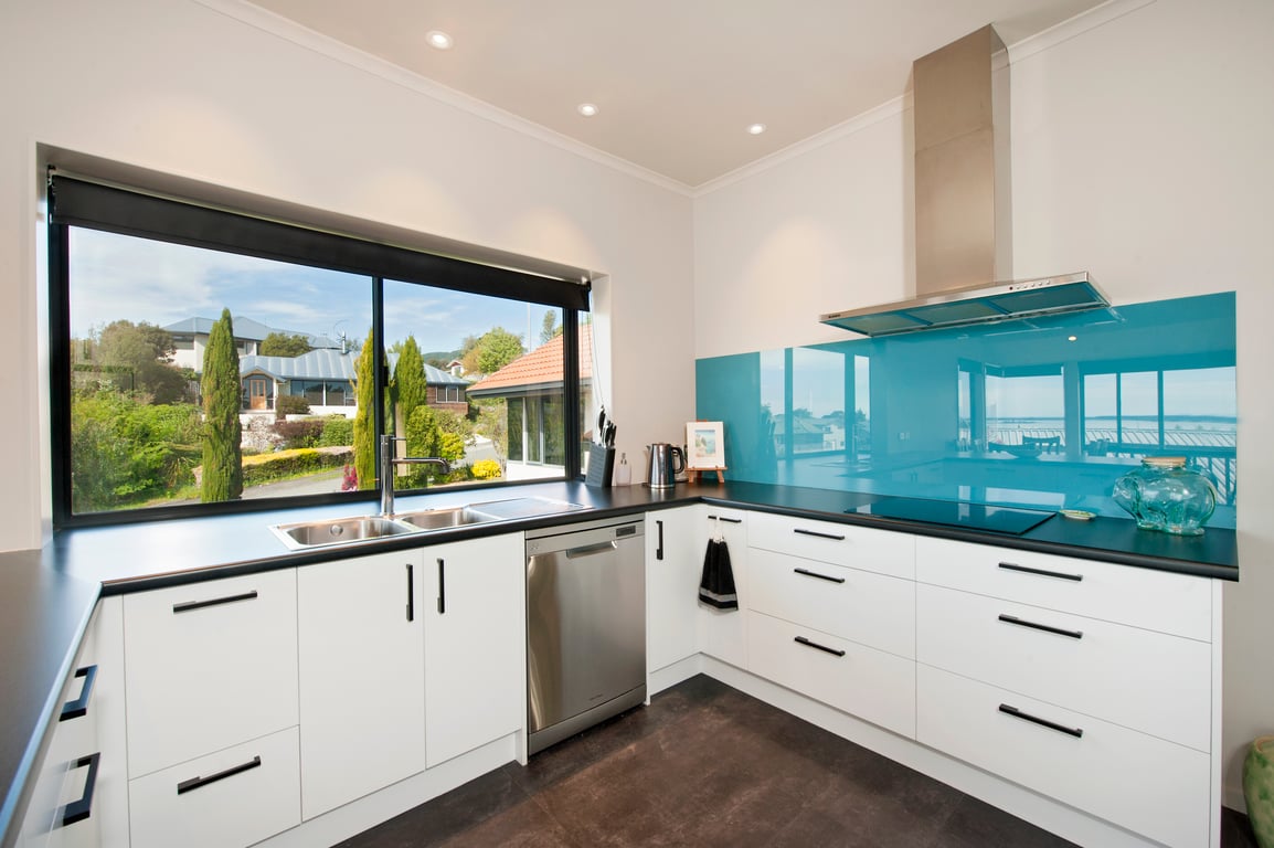 Sunny Richmond Holiday Home