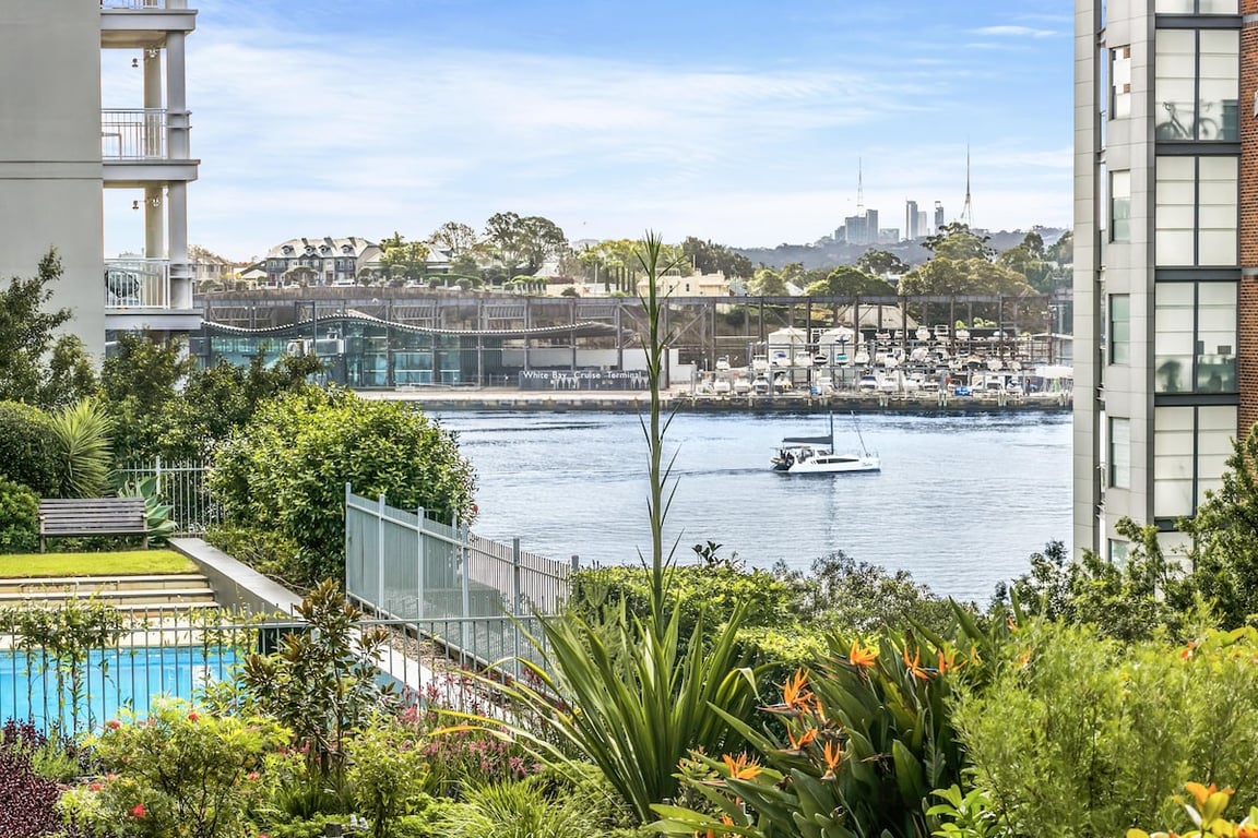 BOW14 - Pyrmont Paradise | Relaxed Living With Gym & Pool