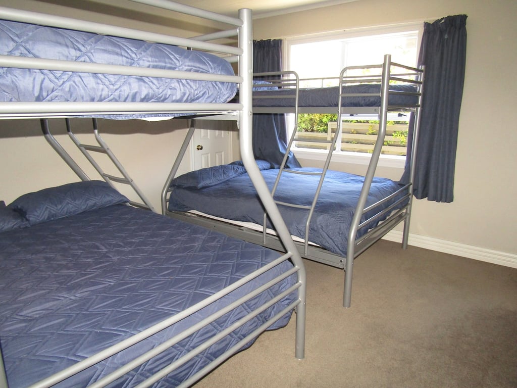 Shepherd House - Large Home With Hot Pool And Wi-Fi