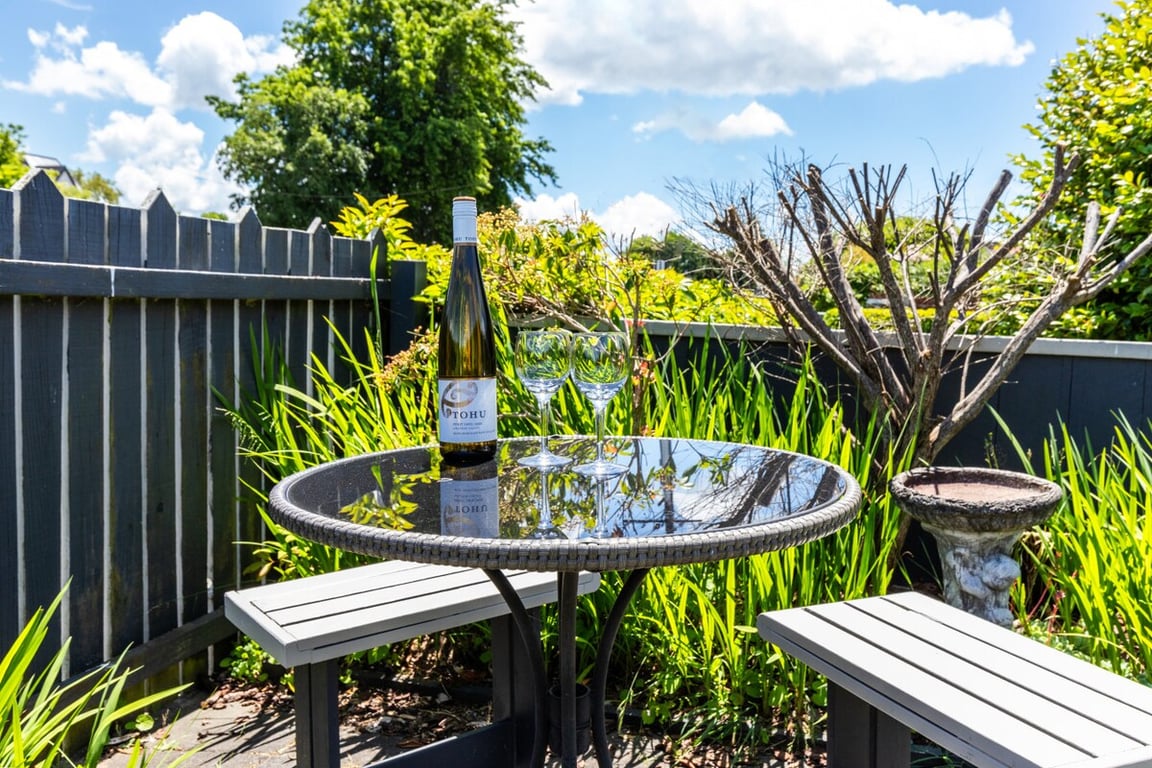 Tui'S Rest - Sunny 2-Bedroom Taupo Unit Walk To Town