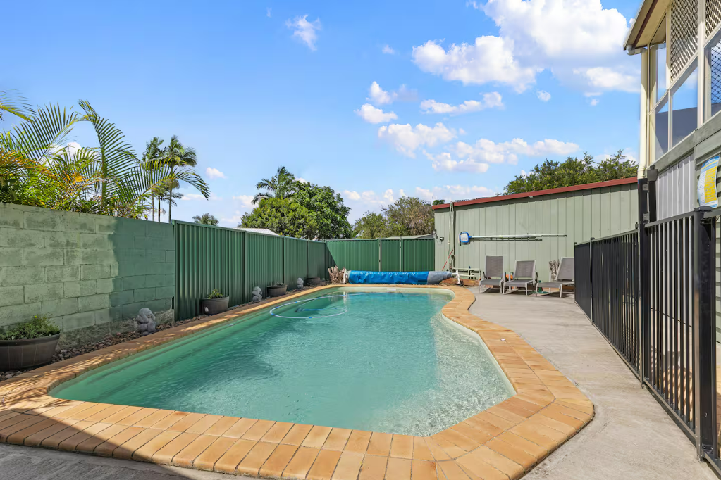 Welcome to "Shore Beats Work!" rental in Gympie