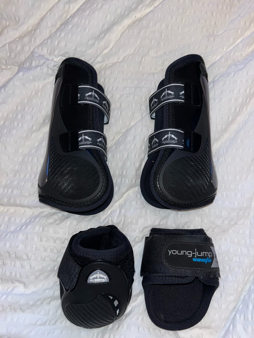 Svarta benskydd från Veredus - bild 3